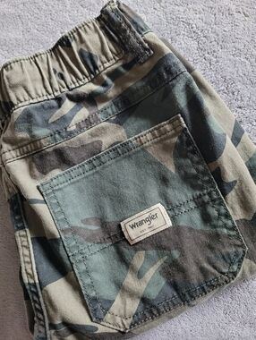 WRANGLER BOYS CAMO SIZE 12 SLIM ELASTIC WAIST PANTS EUC 109MGBW7E COTTON POCKETS